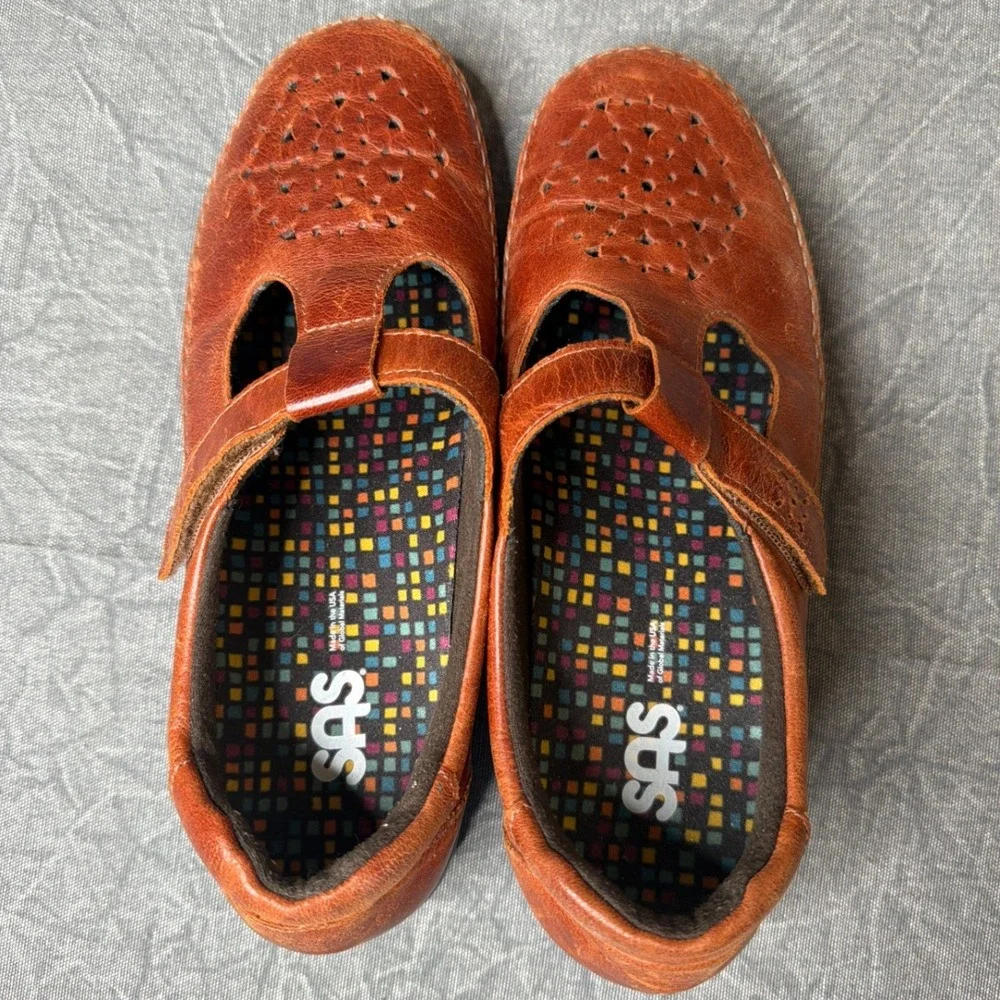 SAS Mary Jane Flats Womens 9W Roamer Brown Leather Perforated T-Strap Comfort